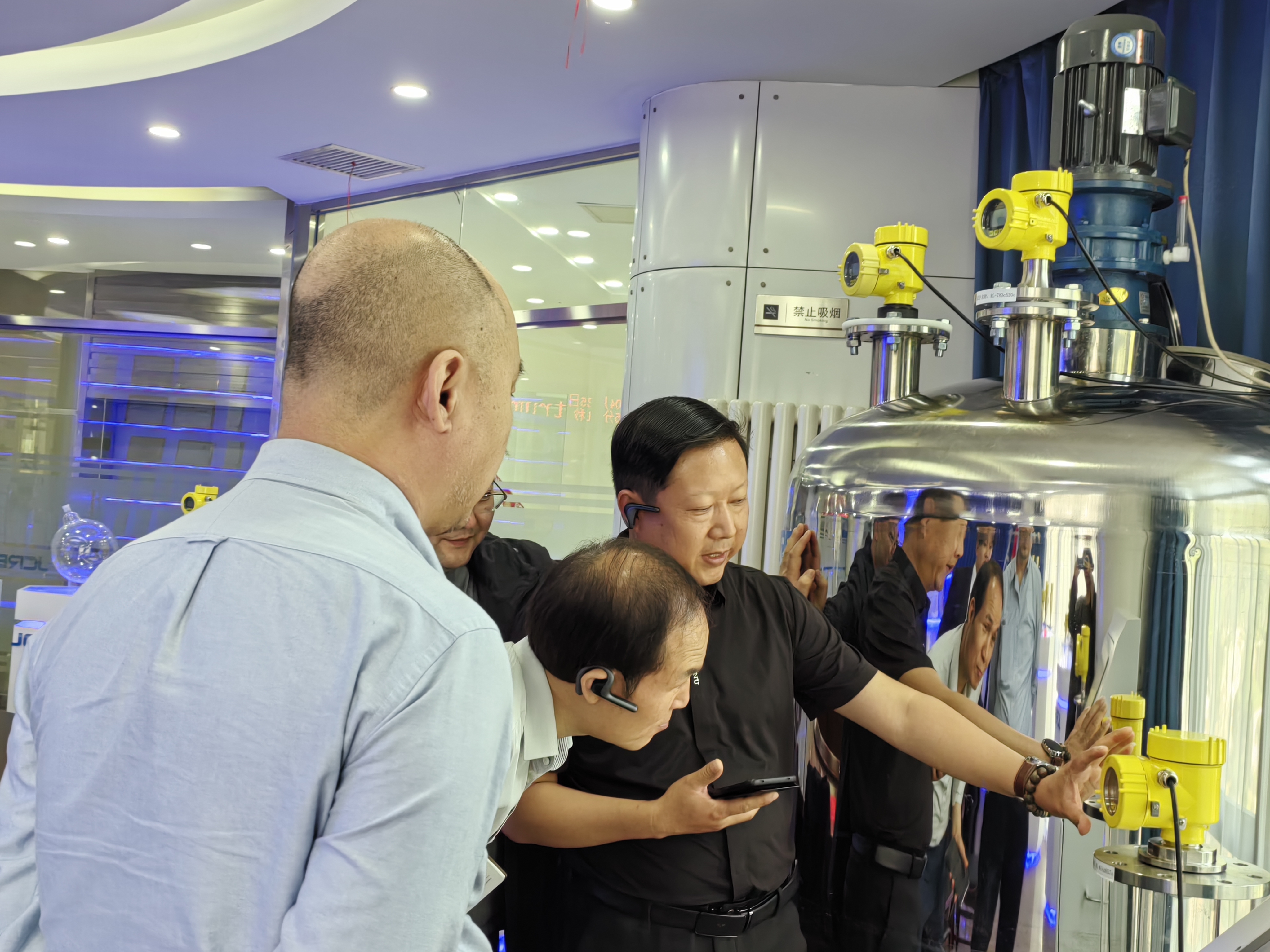 韓國客戶到訪北京精誠瑞博 開展技術(shù)交流與車間考察